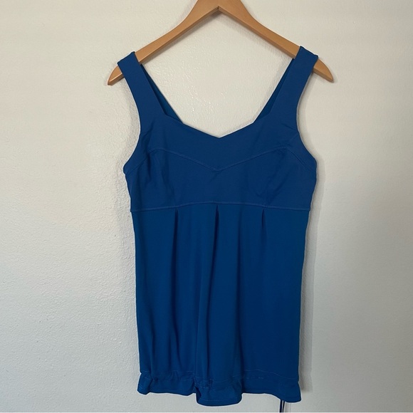$50/2 Lululemon Tame Me Tank size 10 - Picture 10 of 11